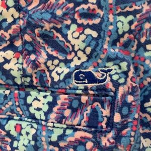 Vineyard Vines Sand-dollar shorts Sz 8